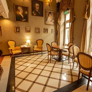 Hotel Mozart, Szegedin